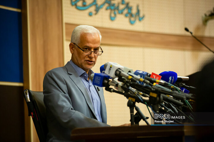 نشست خبری شهردار اصفهان