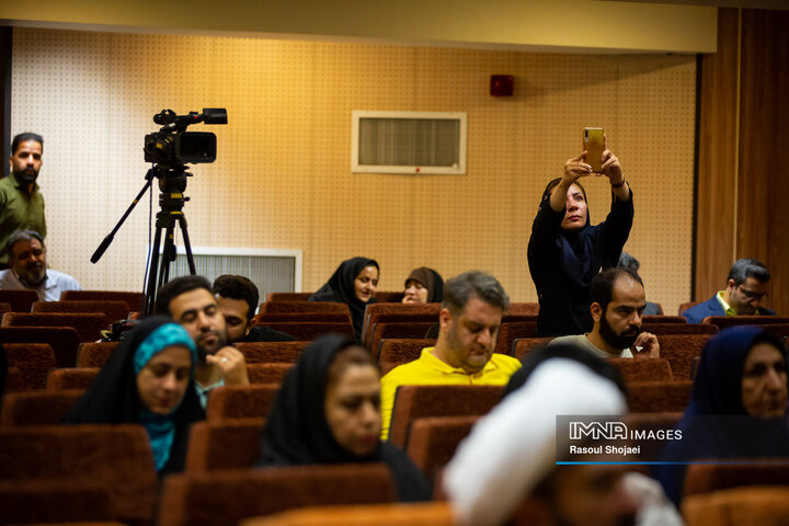 نشست خبری شهردار اصفهان