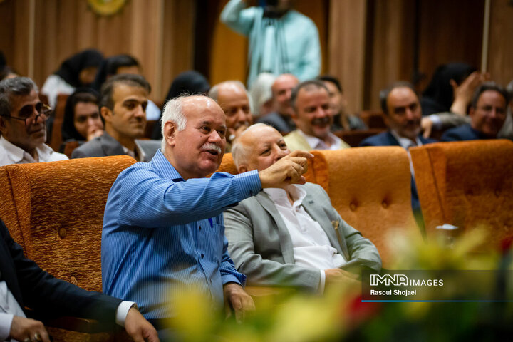 نشست خبری شهردار اصفهان