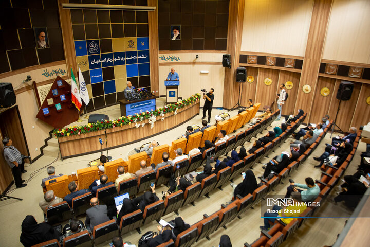 خبرنگاران از شهردار اصفهان چه پرسیدند؟