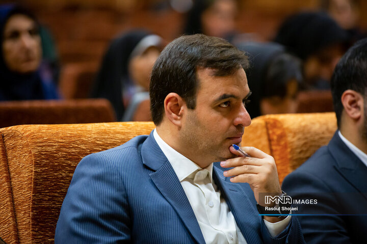 نشست خبری شهردار اصفهان