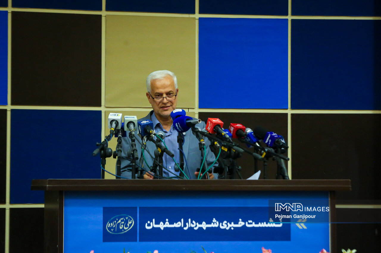 واکنش شهردار اصفهان به حواشی جشن «امت ماه»