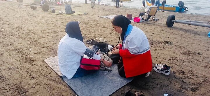 نجات ۴۴۵ نفر از خطر غرق شدن در آب‌های ساحلی مازندران