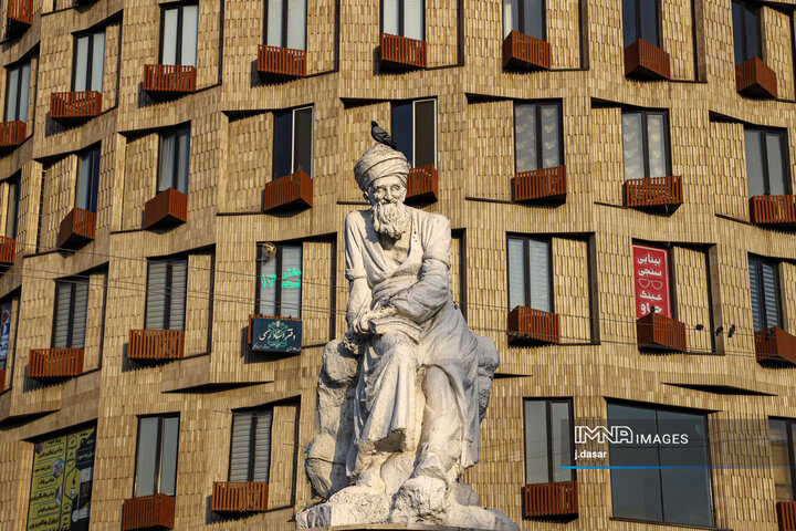 سنندج، شهر تندیس‌های سنگی