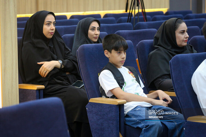 نشست خبری شهردار شهرکرد