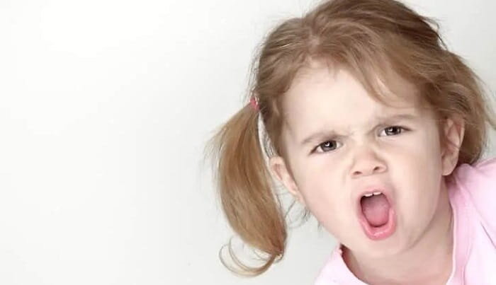 حاضر جوابی کودکان؛ هوش کلامی بالا یا چالش تربیتی؟