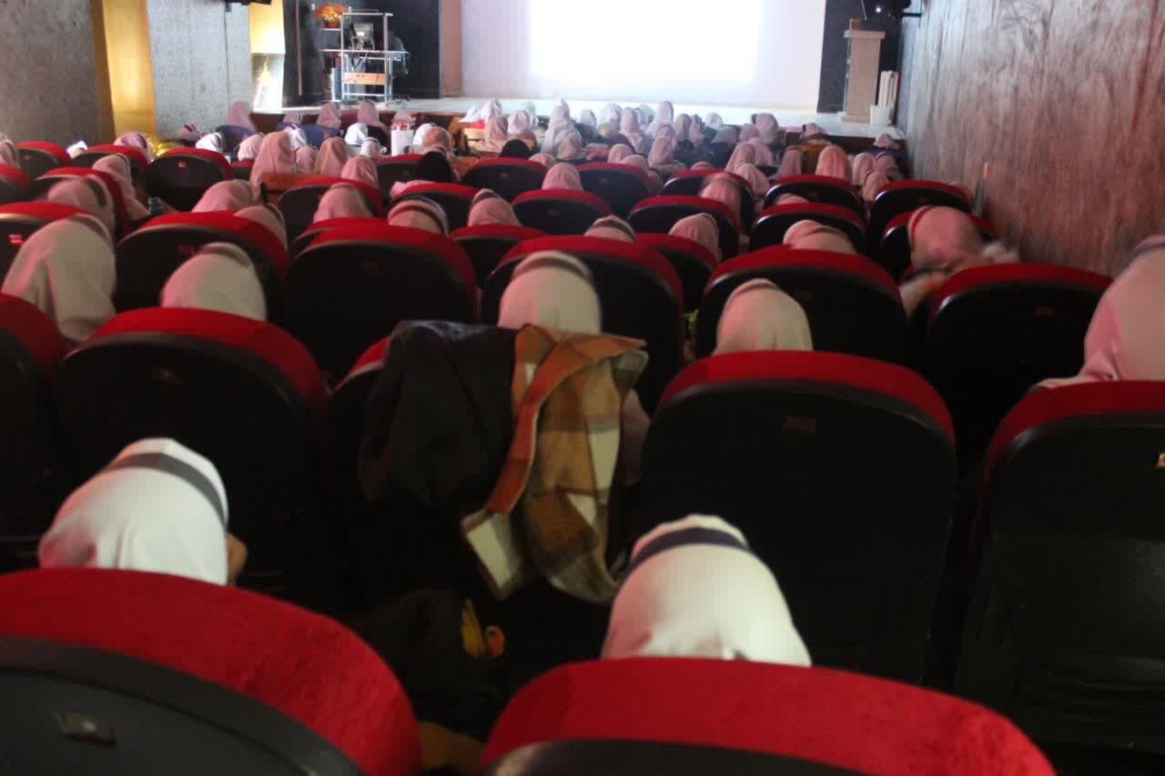 اکرانهای سیار؛ سینما در جادههای ایران جان میگیرد