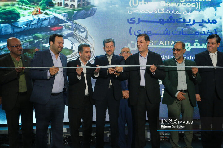 آیین افتتاح نمایشگاه حمل‌ونقل و ترانزیت و مدیریت شهری اصفهان ۱۴۰۴ برگزار شد