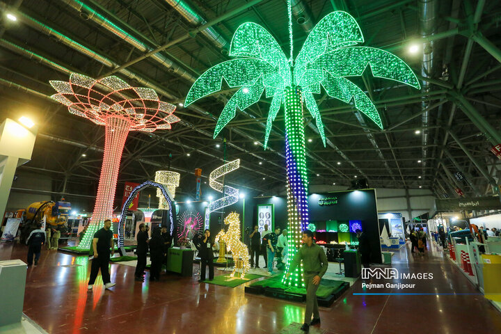 آیین افتتاح نمایشگاه حمل‌ونقل و ترانزیت و مدیریت شهری اصفهان ۱۴۰۴