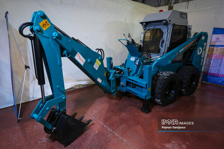 دومین روز نمایشگاه حمل‌ونقل و ترانزیت و مدیریت شهری اصفهان