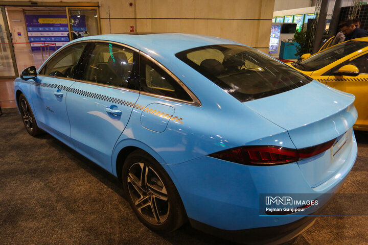 دومین روز نمایشگاه حمل‌ونقل و ترانزیت و مدیریت شهری اصفهان