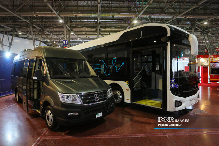 دومین روز نمایشگاه حمل‌ونقل و ترانزیت و مدیریت شهری اصفهان