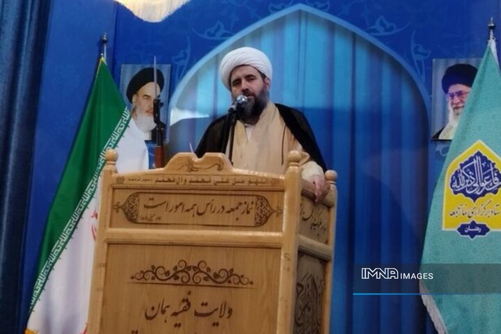 دشمن به راهبرد «نه جنگ، نه صلح» متوسل شده است