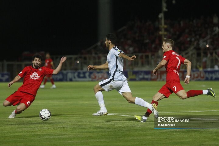 لیگ برتر فوتبال؛ تراکتور سازی تبریز- آلومینیوم اراک