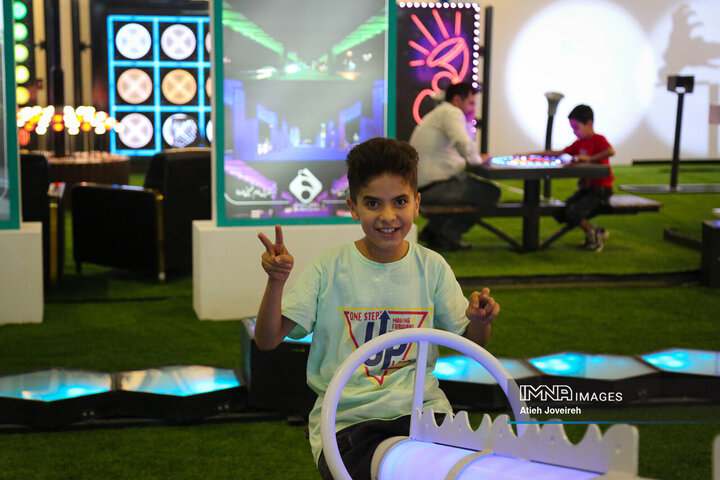 سومین روز نمایشگاه حمل‌ونقل و ترانزیت و مدیریت شهری اصفهان