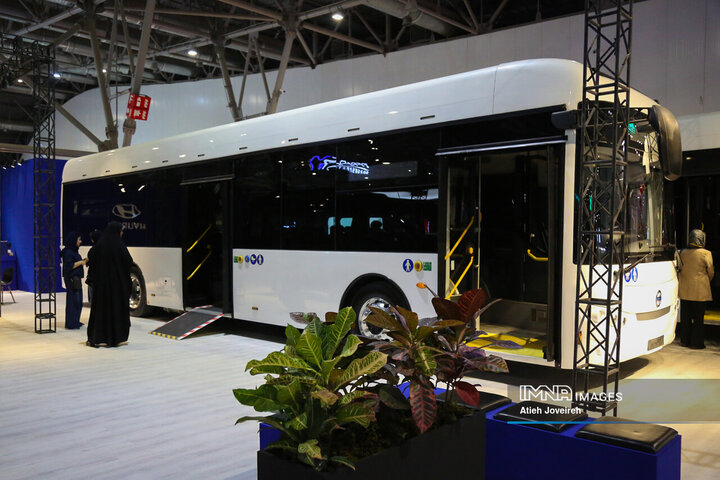 سومین روز نمایشگاه حمل‌ونقل و ترانزیت و مدیریت شهری اصفهان