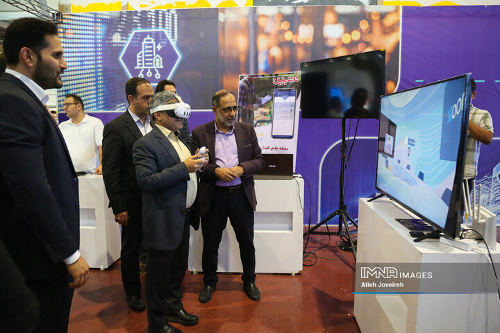 سومین روز نمایشگاه حمل‌ونقل و ترانزیت و مدیریت شهری اصفهان