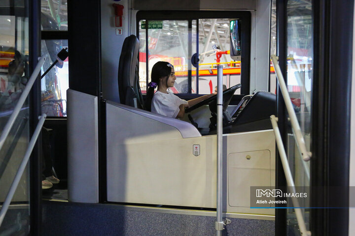 سومین روز نمایشگاه حمل‌ونقل و ترانزیت و مدیریت شهری اصفهان