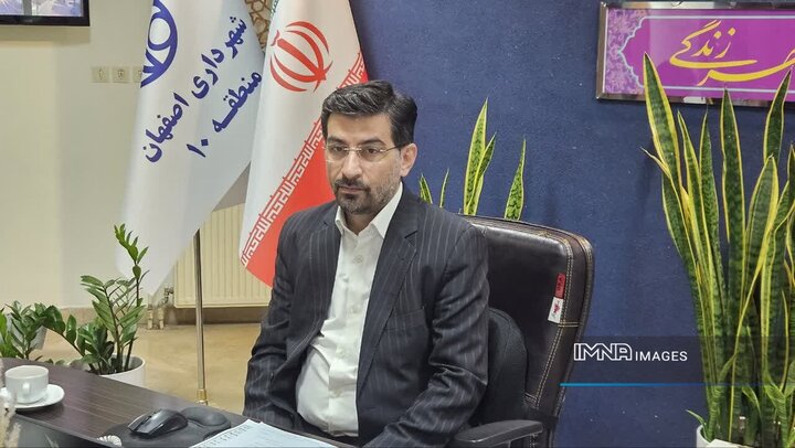 ایمن‌سازی معابر و تسهیل ترافیک در محدوده مدارس منطقه ۱۰ اصفهان