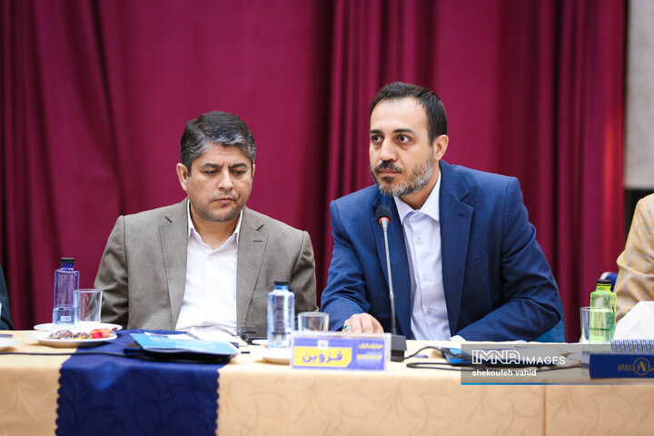 نشست تخصصی معاونین حمل‌و‌نقل و ترافیک کلان‌شهرهای ایران