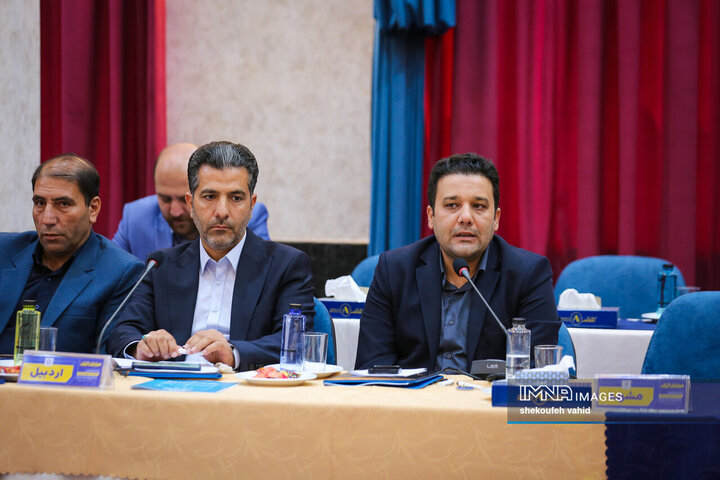 نشست تخصصی معاونین حمل‌و‌نقل و ترافیک کلان‌شهرهای ایران