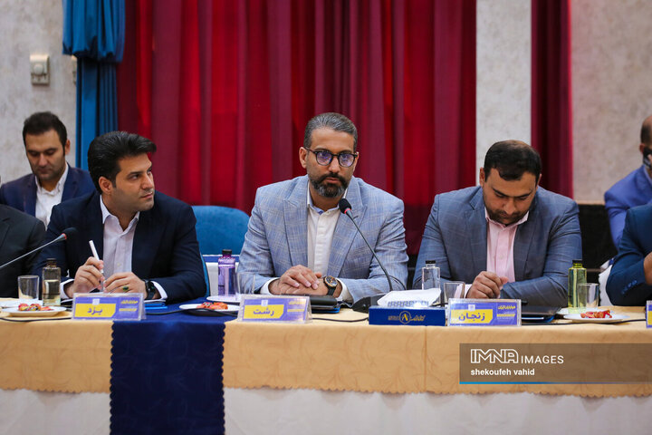 نشست تخصصی معاونین حمل‌و‌نقل و ترافیک کلان‌شهرهای ایران