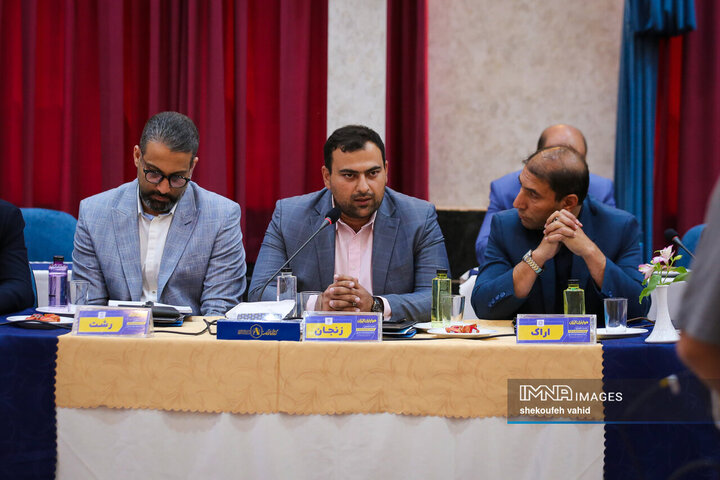 نشست تخصصی معاونین حمل‌و‌نقل و ترافیک کلان‌شهرهای ایران