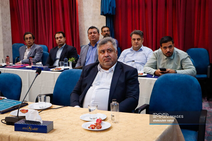 نشست تخصصی معاونین حمل‌و‌نقل و ترافیک کلان‌شهرهای ایران