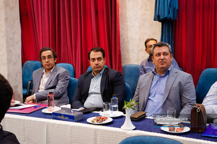 نشست تخصصی معاونین حمل‌و‌نقل و ترافیک کلان‌شهرهای ایران