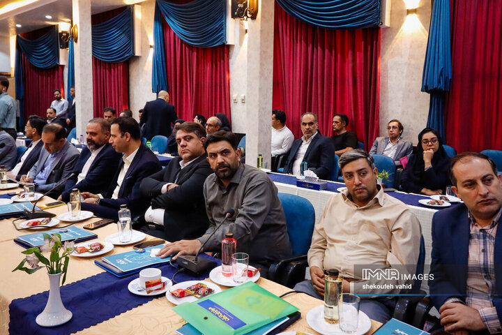 نشست تخصصی معاونین حمل‌و‌نقل و ترافیک کلان‌شهرهای ایران