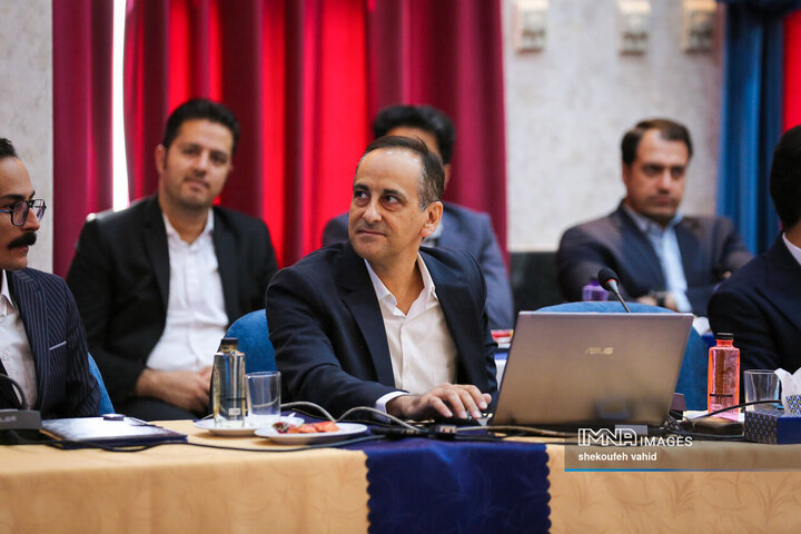 نشست تخصصی معاونین حمل‌و‌نقل و ترافیک کلان‌شهرهای ایران