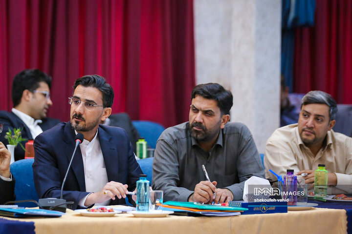 چالش‌های سوخت و ناوگان باری شهرها نیازمند اصلاح فوری است