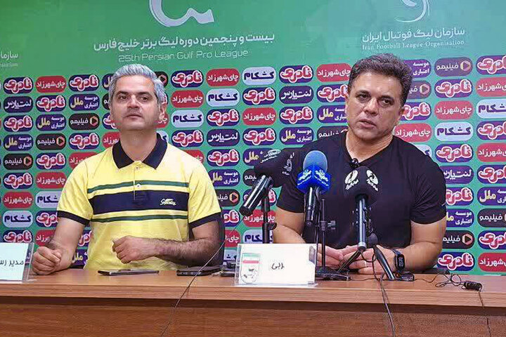 در برابر تیم‌هایی که بازی مستقیم می‌کنند مشکل داریم