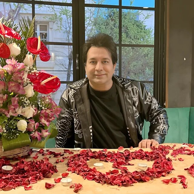 امید جهان؛ بیوگرافی، زندگینامه، آثار و آخرین وضعیت پس از سکته قلبی