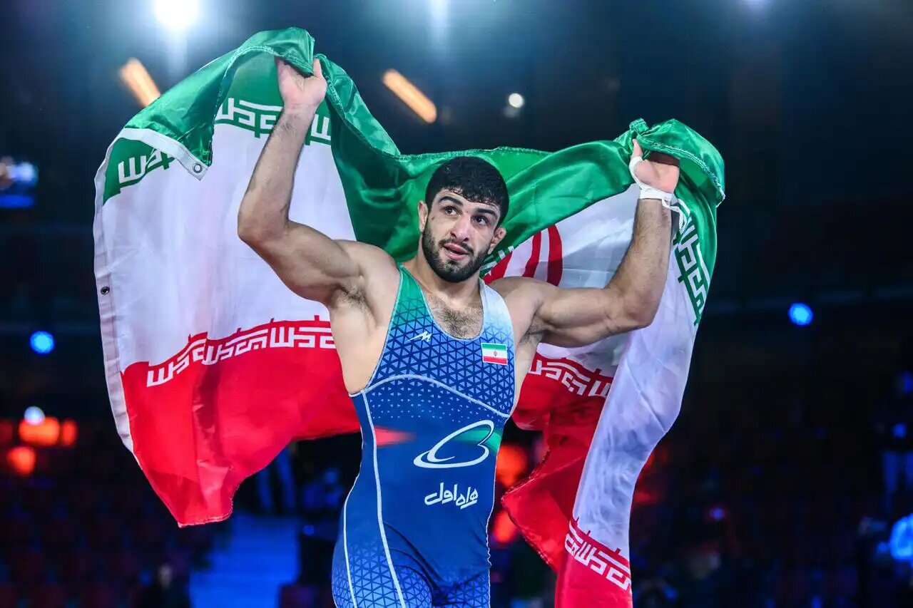 با وجود قهرمانی در جهان، قهرمانی قاره کهن به زیبایی کسب شد
