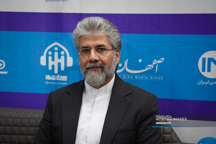 «پویش باتن» تضمین ایمنی تردد دانش‌آموزان در شهر اصفهان