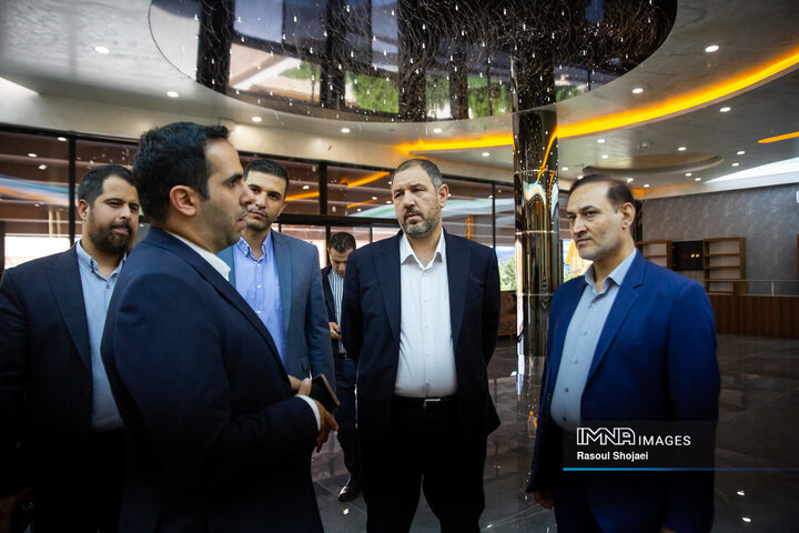 بازدید رئیس شورای عالی استان‌ها از پردیس سینمایی شهر رویاها و مرکز همایش‌های اصفهان