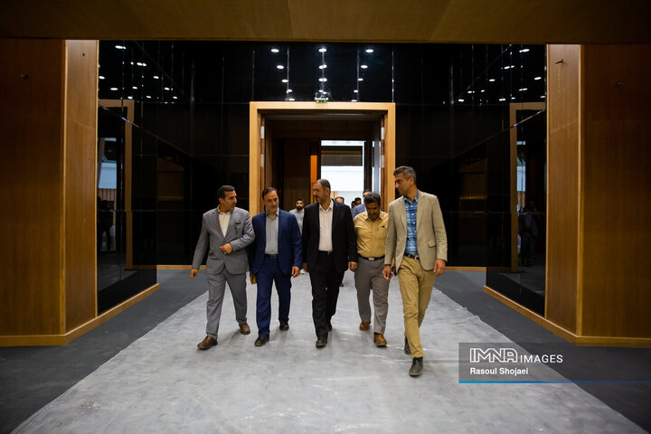 بازدید رئیس شورای عالی استان‌ها از پردیس سینمایی شهر رویاها و مرکز همایش‌های اصفهان