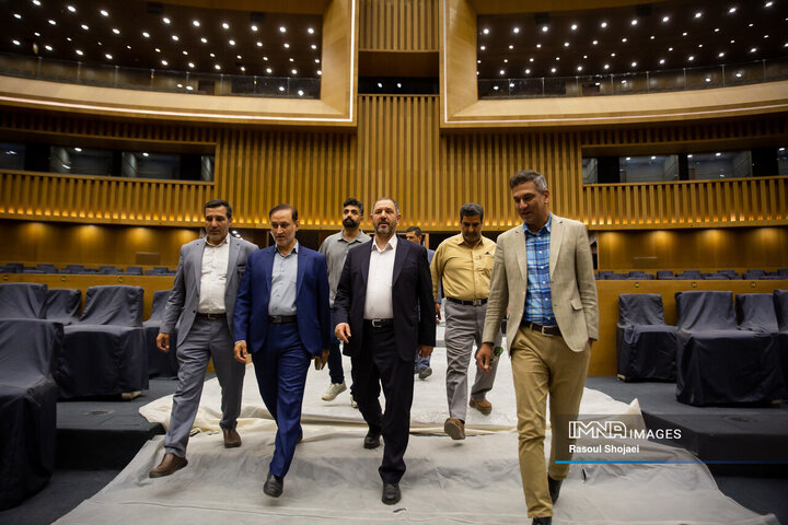 بازدید رئیس شورای عالی استان‌ها از پردیس سینمایی شهر رویاها و مرکز همایش‌های اصفهان
