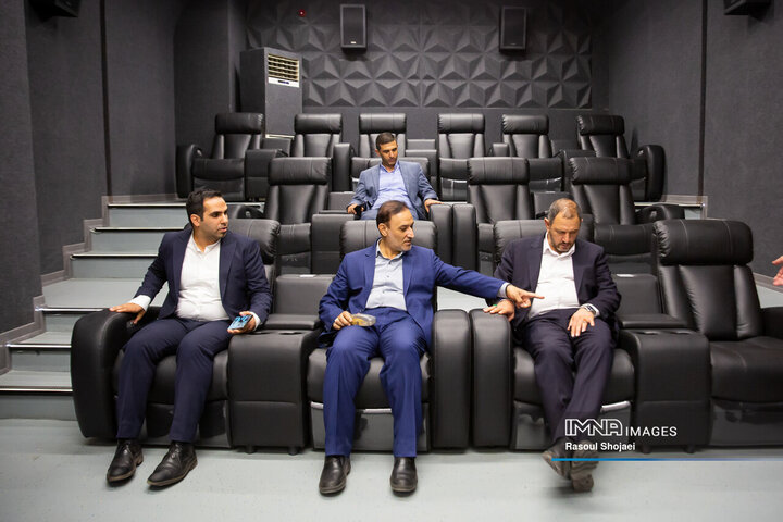 بازدید رئیس شورای عالی استان‌ها از پردیس سینمایی شهر رویاها و مرکز همایش‌های اصفهان