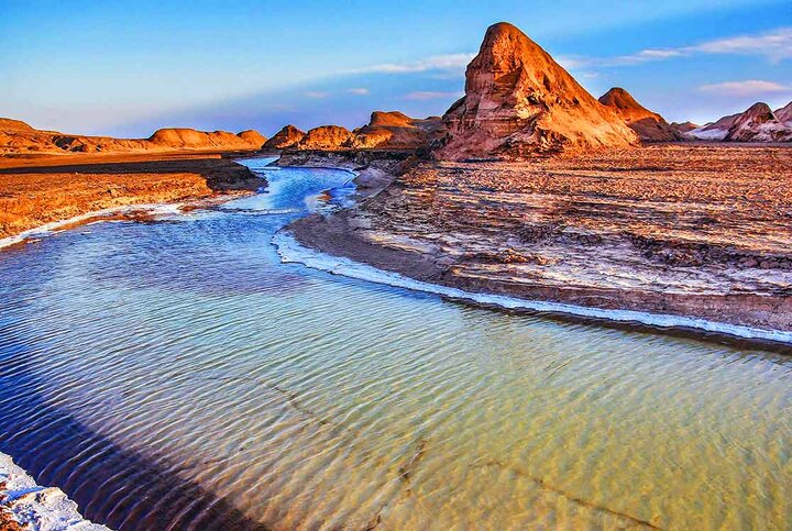 جاهای دیدنی کرمان | از آبشارهای بکر تا روستاهای ییلاقی