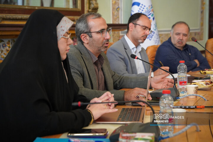 سیزدهمین نشست مشورتی باشگاه شهراندیشان