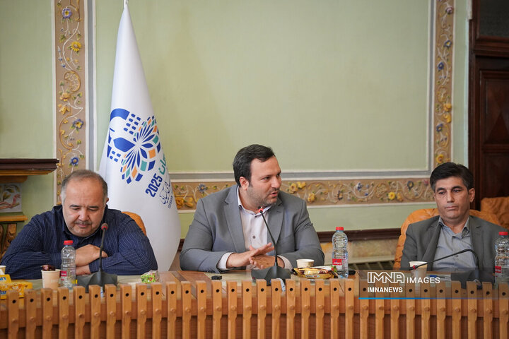 سیزدهمین نشست مشورتی باشگاه شهراندیشان