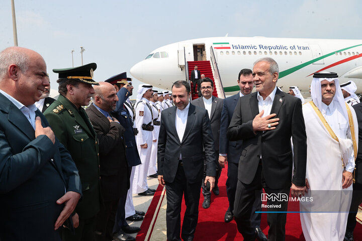 ورود رئیس جمهور به دوحه