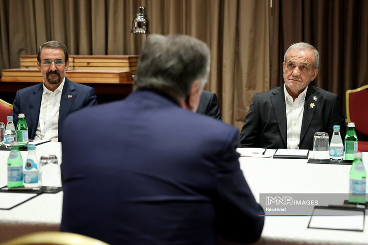 دیدار روسای جمهور ایران و تاجیکستان