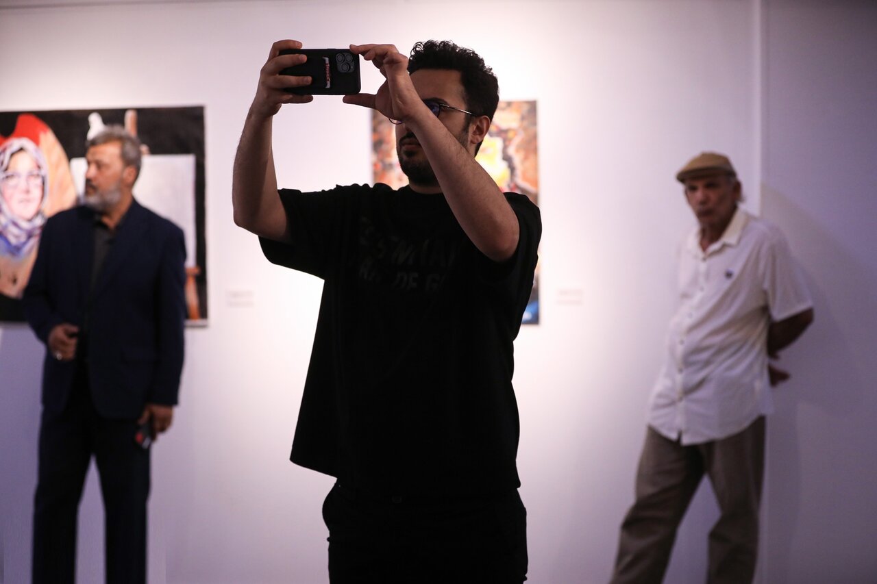 «هنر در برابر جنگ»؛ فریاد مشترک دو ملت در زبان رنگ و تصویر