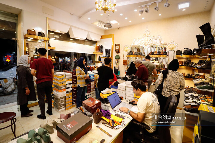 داستان چرم و کفش