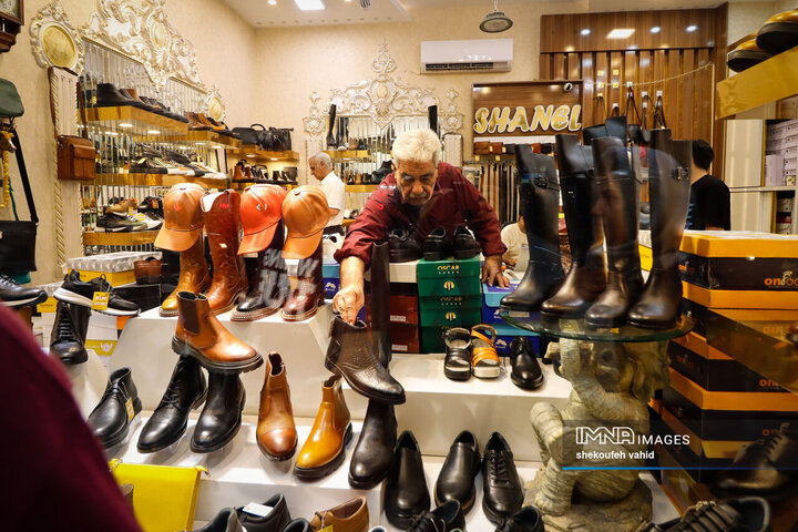 داستان چرم و کفش