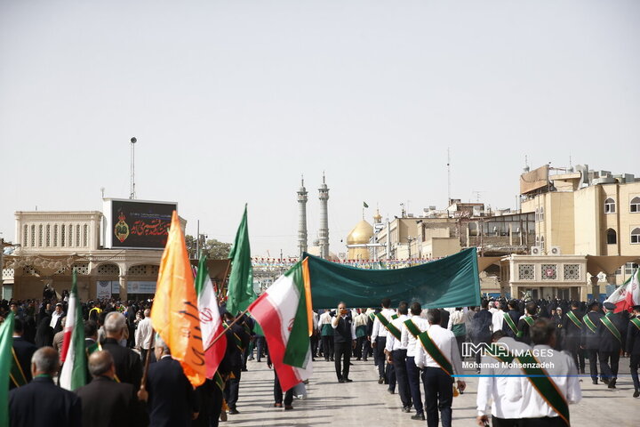 آیین استقبال از ورود کاروان نمادین حضرت معصومه(س) به شهر مقدس قم