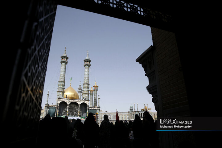 آیین استقبال از ورود کاروان نمادین حضرت معصومه(س) به شهر مقدس قم